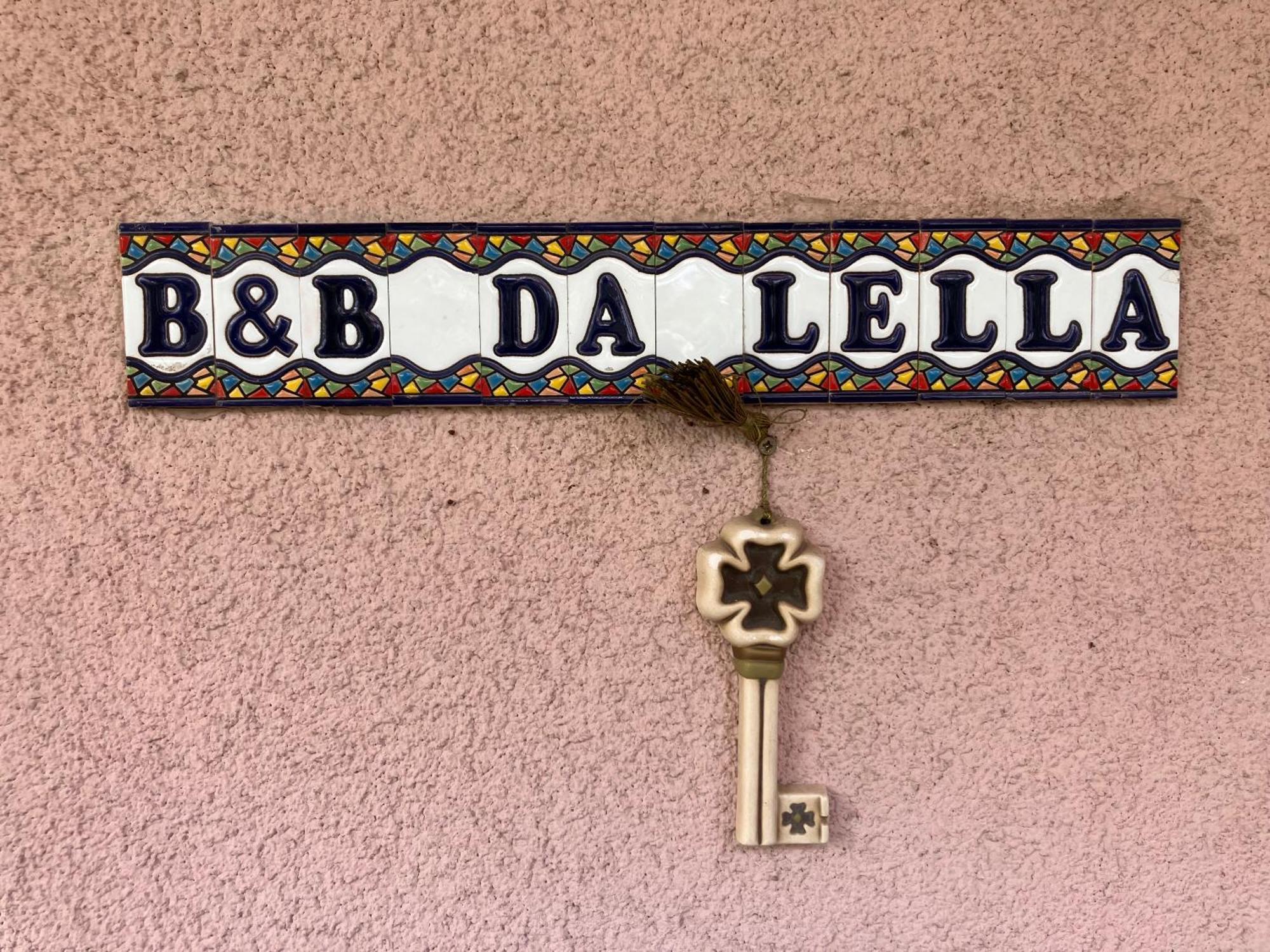 B & B Da Lella Triest Exterior foto